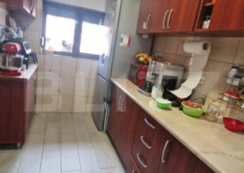 Casa 5 camere, Sacele , panouri solare 6kw, terasa , 835 mp - 4