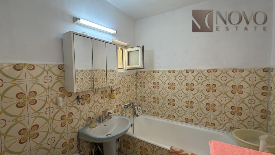 Apartament 3 Camere 2 bai decomandat centrala proprie metrou 1 Decembrie 1918 - 8