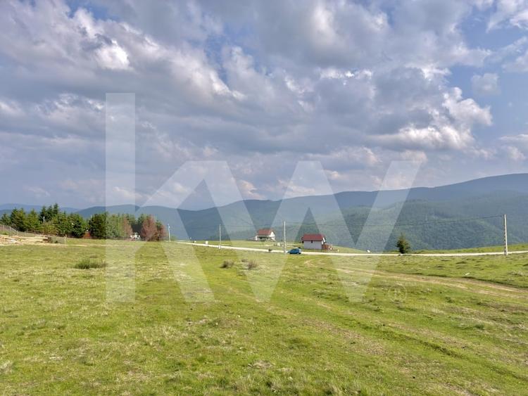 Teren Intravilan de 1003 mp Paltinis - utilitati Arena Platos Sibiu - 4