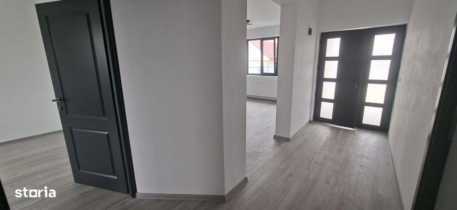 Casa cu 3 camere 80mp, teren 650 mp, intabulata centru Holboca - 7