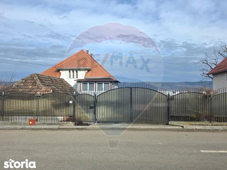 Casa pe strada Prefect Vasile Moldovan Tarnaveni - 20