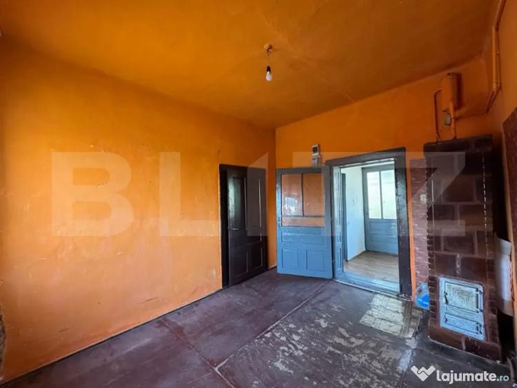 Casa de vanzare, cu 3 camere, 57 mp, zona Simeria - 2
