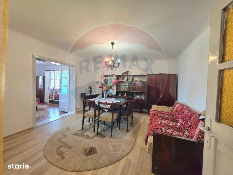 Casa tip duplex de vanzare Vitrometan, str. Barsei - 10