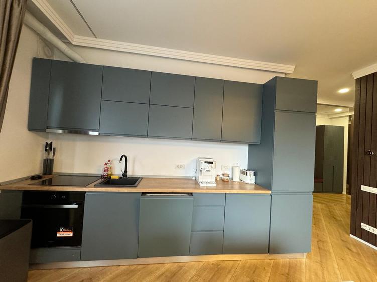 3camere de vanzare in nzona de nord - 3