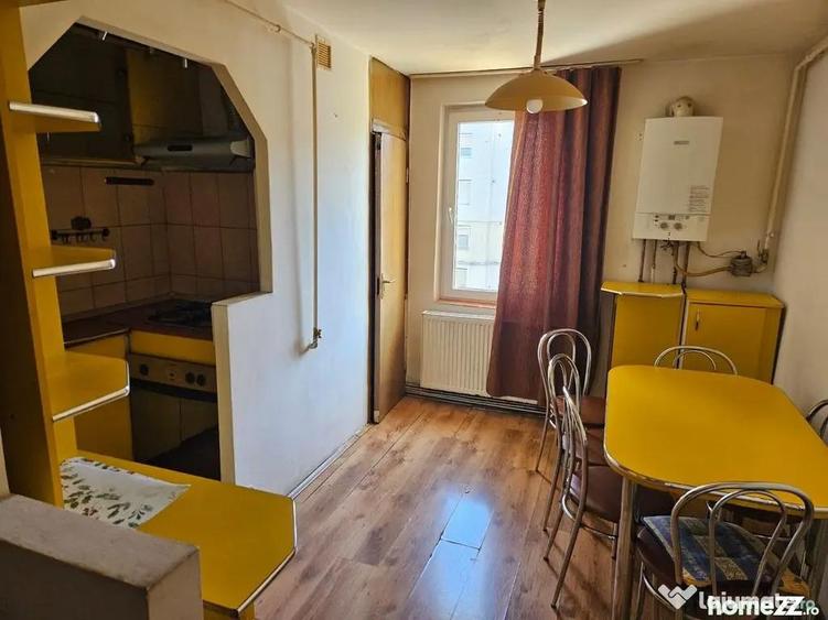 Apartament de Vanzare, disponibil imediat, semicentral - 1