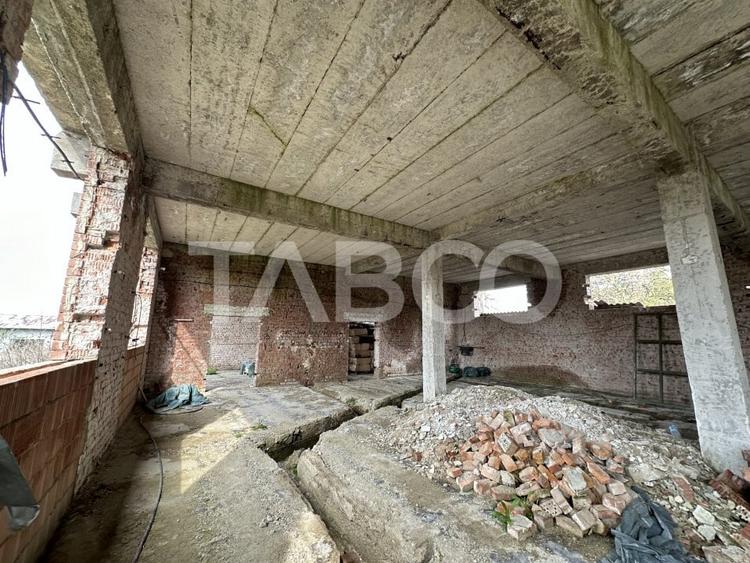 Spatiu industrial 5030 mp cu toate utilitatile acces auto Sat Sercaia - 6