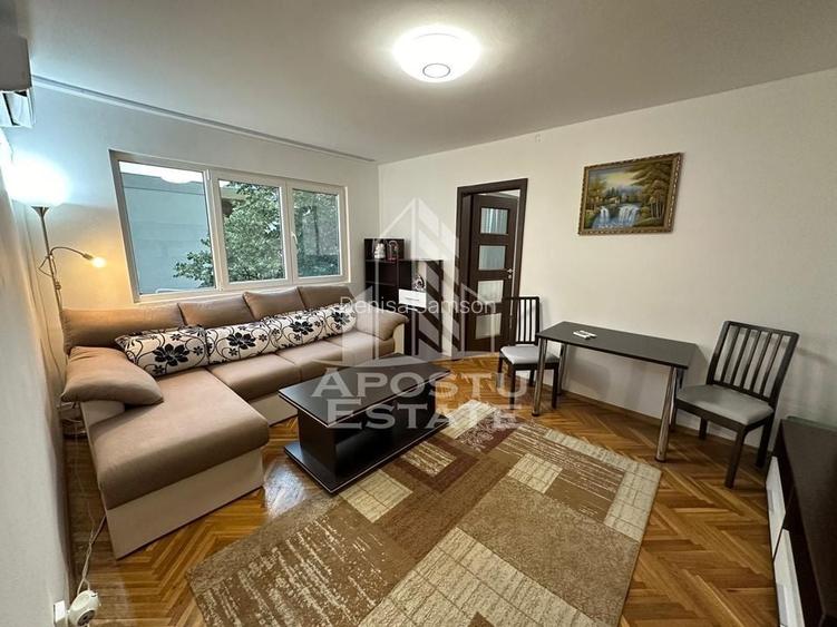Apartament cu 2 camere , centrala proprie ,AC,zona Dacia Apartament cu 2 camere , centrala proprie ,AC,zona Dacia