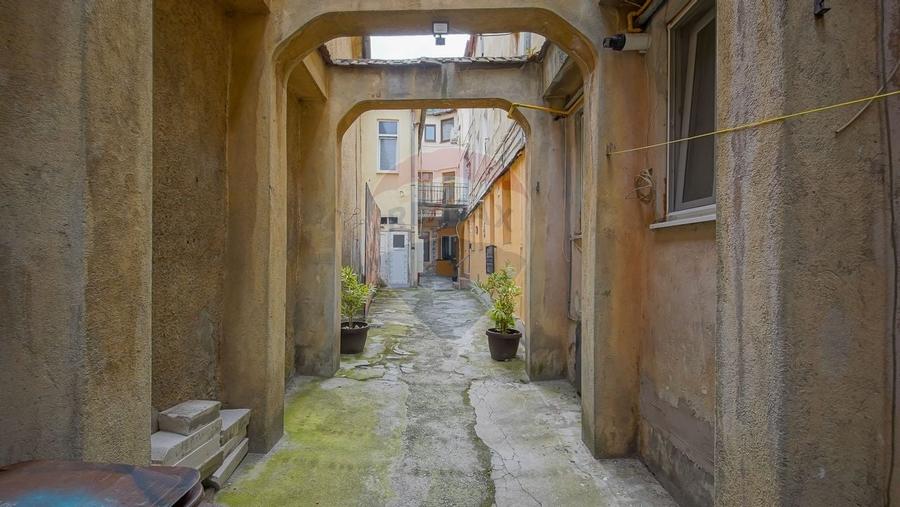 Apartament cu potential deosebit, pe str. Republicii - Centrul Istoric - 16