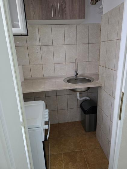 Ofer spre inchiriere garsoniera confort 3 - 6