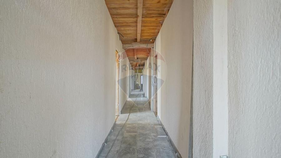 Comision 0%-Cladire versatila 14 camere-Multiple utilizari - 20