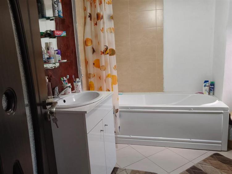 Casa 4 camere, Radu Negru, Teren - 264 mp - 2