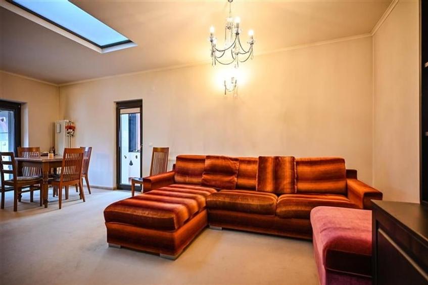 Film! Resedinta eleganta, accesorizata, in frumoasa statiune Poiana Brasov. - 11