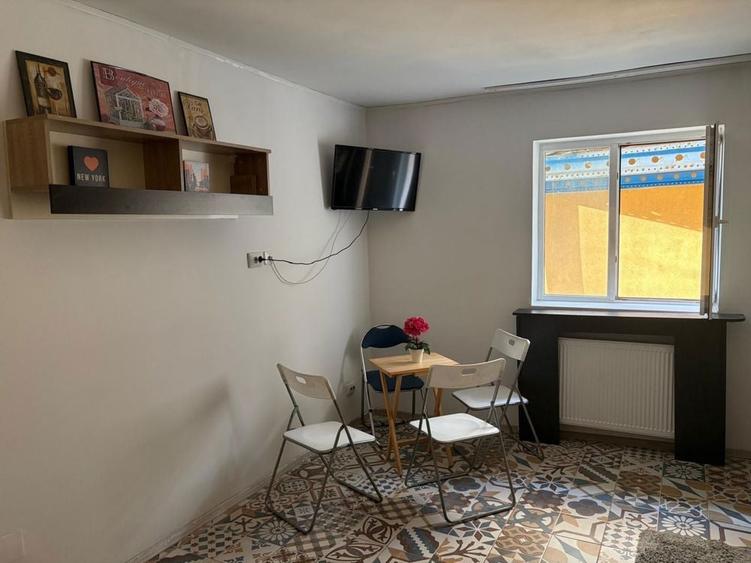 Inchiriez casa 2 camere (7 locuri) pentru echipe/firme - Curte + Parcare 2 masini, Zona Antiaeriana - 5