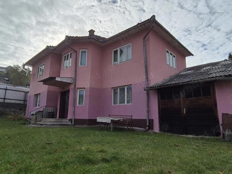 Casa cu etaj central Abrud, jud Alba - 9