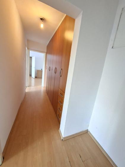 Inchiriez apartament 3 c zona Astra-piata disponibil imediat - 5