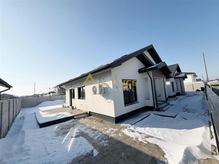 Vila Individuala / 4 Camere / 2 Bai / Teren 320 mp - 1