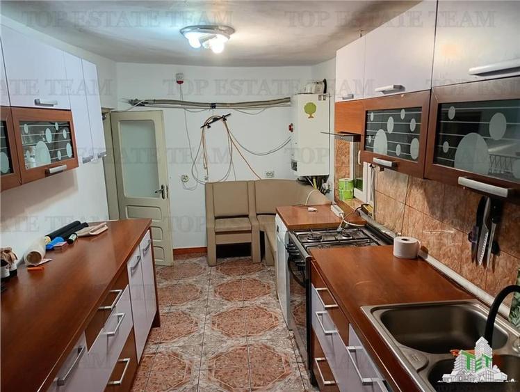 Casa cu 4 camere, 2 corpuri, teren 420 mp, Brancoveanu, Luica - 12