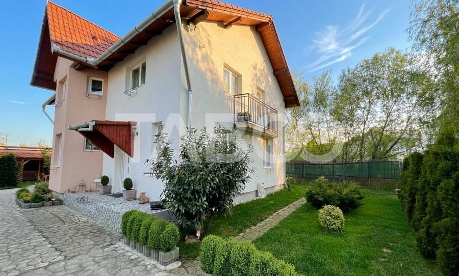 Casa individuala 5 camere 3 bai acces auto 132mpu zona Veterani Sibiu - 1