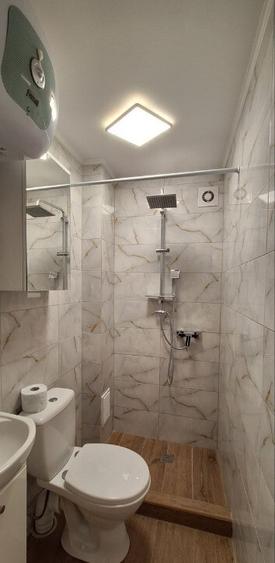 Garsoniera de vanzare in zona Planete - 2