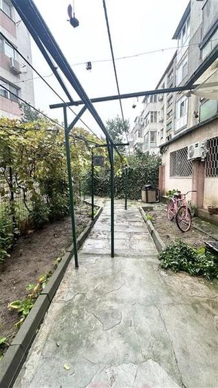 Apartament 2 Camere cu Acces la Curte Interioara, Inel 2 - 12