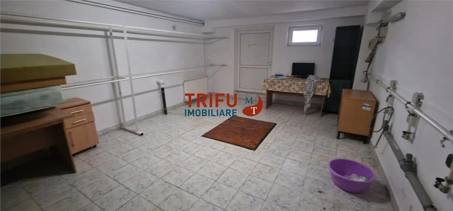 Casa de vanzare 9 camere 878 mp teren zona Barabant - 6