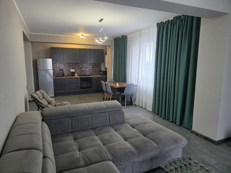 Apartament 2 camere de închiriat – Tomis Plus | 80 mp | Parcare | 550 € - 4