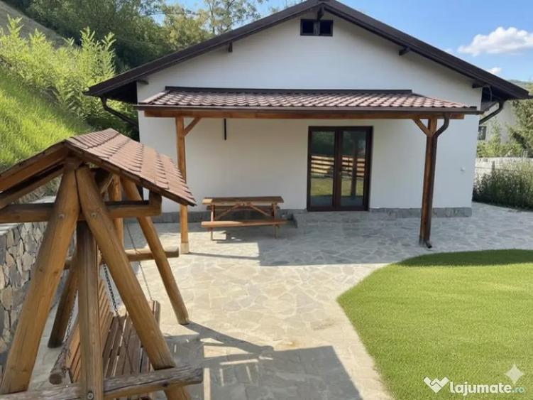 Casa noua 108 mp cu teren 1.890 mp, zona lini?tita - 1