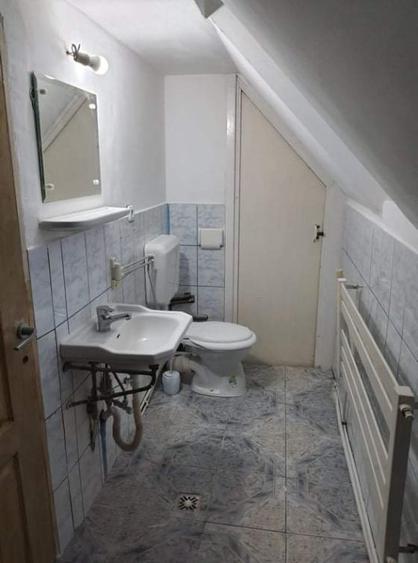 Casă tip duplex cu 4 dormitoare de închiriat – ideală pentru familie/ muncitori - 12