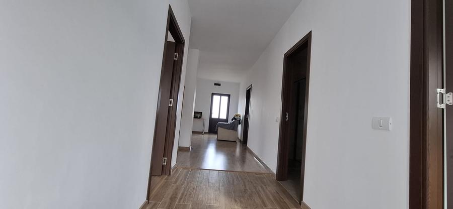 Ovidiu-Vila  cu vedere la Lacul Siutghiol........... - 10