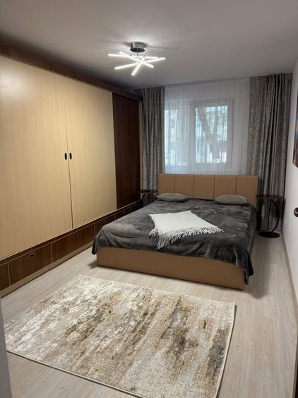 Apartament cu 3 camere, complet renovat, mobilat și utilat, finisaje moderne. - 3