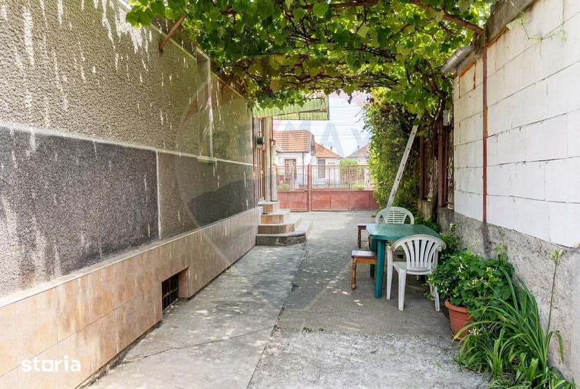 Casa cu 4 camere de vanzare - str. Morii - 12