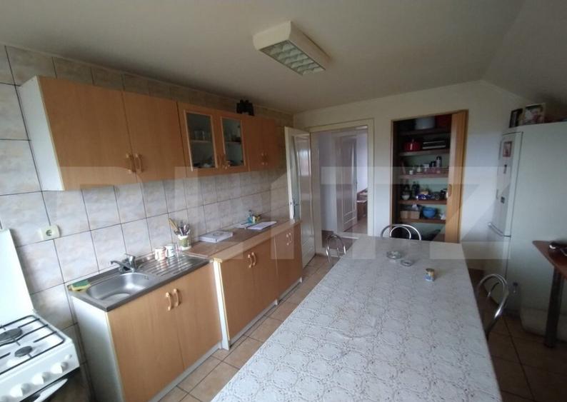 Casa, 5 camere,200 mp,800 mp teren,pretabil business,13 km d - 26