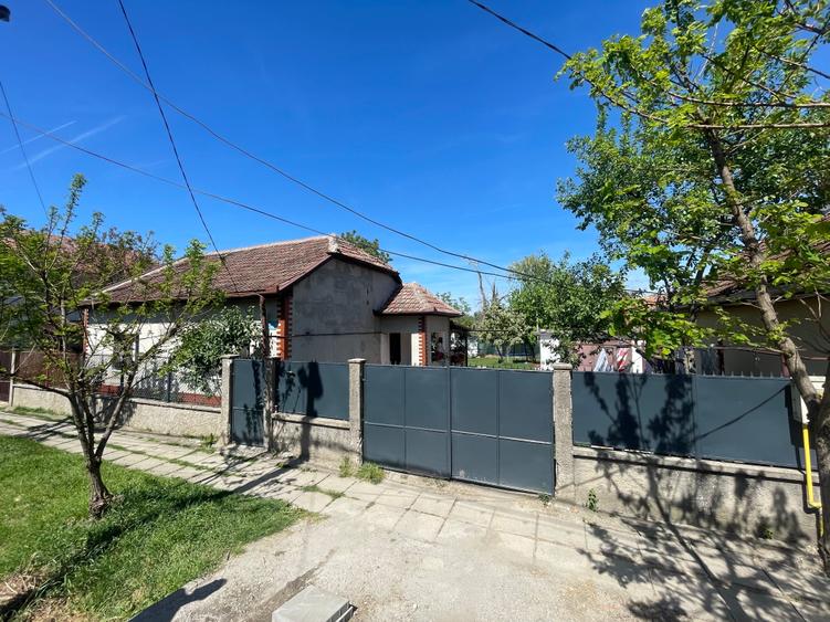 Casă individuală  (100 mp) + Teren Generos (710 mp) - Potențial dezvoltare - 14