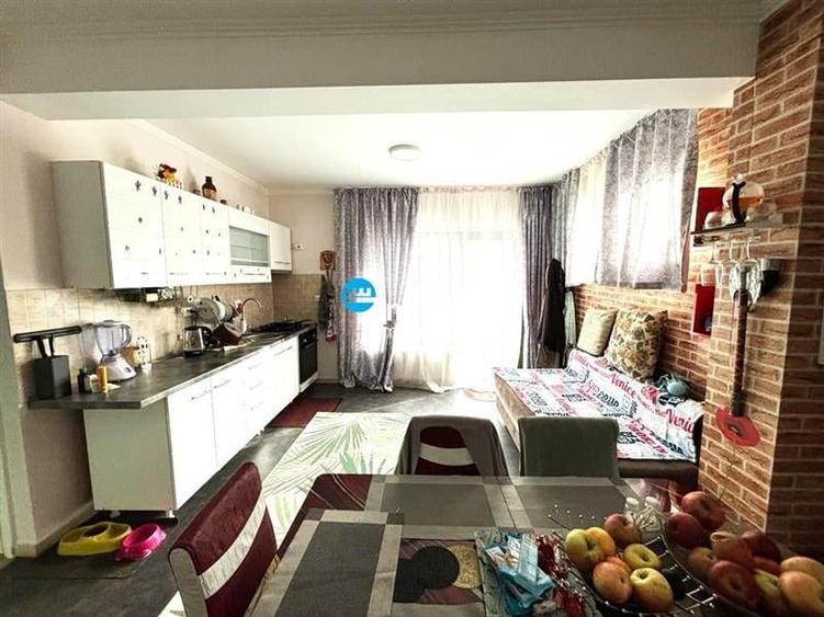 Duplex 5 cam, 3 bai, 220 mp teren, mobilat, 5 drumuri Valea Adanca - 8