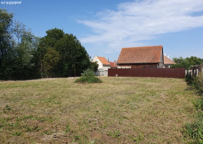 Teren Intravilan 763 mp Stupini - 2