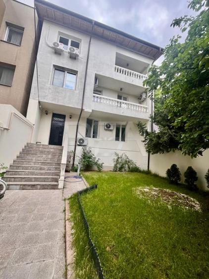 Vila deosebita central Piata Libertatii - 1