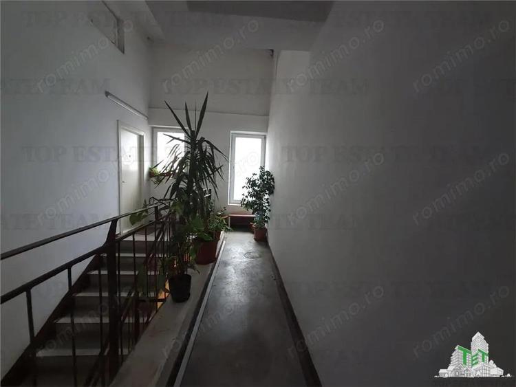 Duplex 5 camere cu 2 intrari separate aproape de mare Mangalia langa Saturn - 6