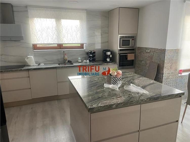 Casa 7 camere de vanzare 1000mp teren zona Schit - 10