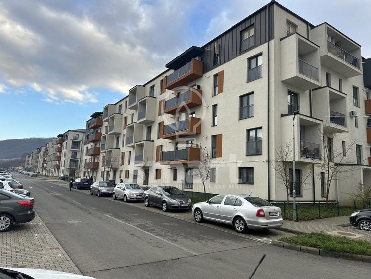 Apartament 1 camera  parcare inclusa zona Eroilor Floresti - 3