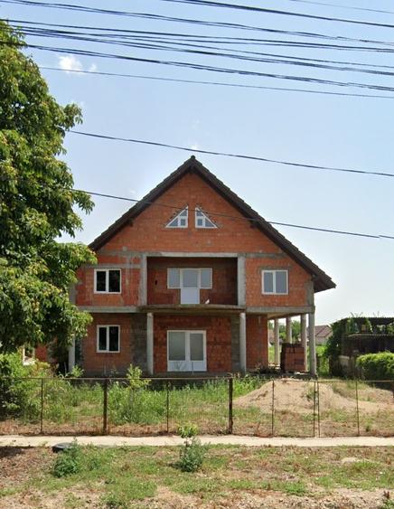 Vand casa in rosu iecea mica  - 1