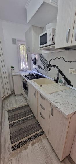 Faleza Nord garsoniera decomandata de inchiriat pe termen lung. - 3