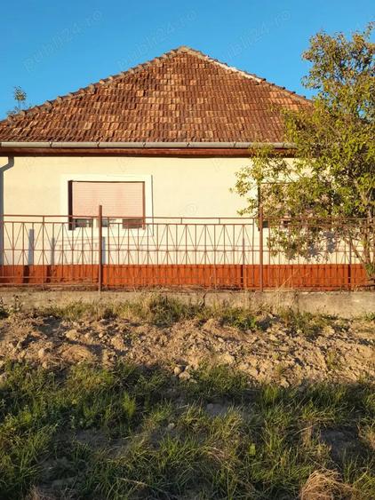 Vand casa in Sebi? Arad, cu 4 camere, bucatarie, baie. - 7