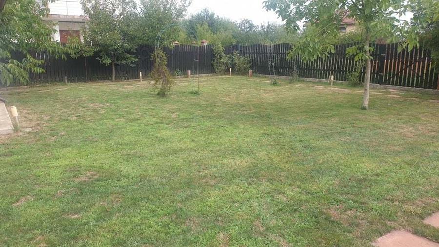 casa in duplex la Teghes Ilfov cu teren amenajat stil parc agrement. - 2