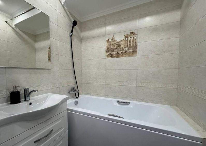 Apartament de vanzare in zona 15 Noiembrie - 1