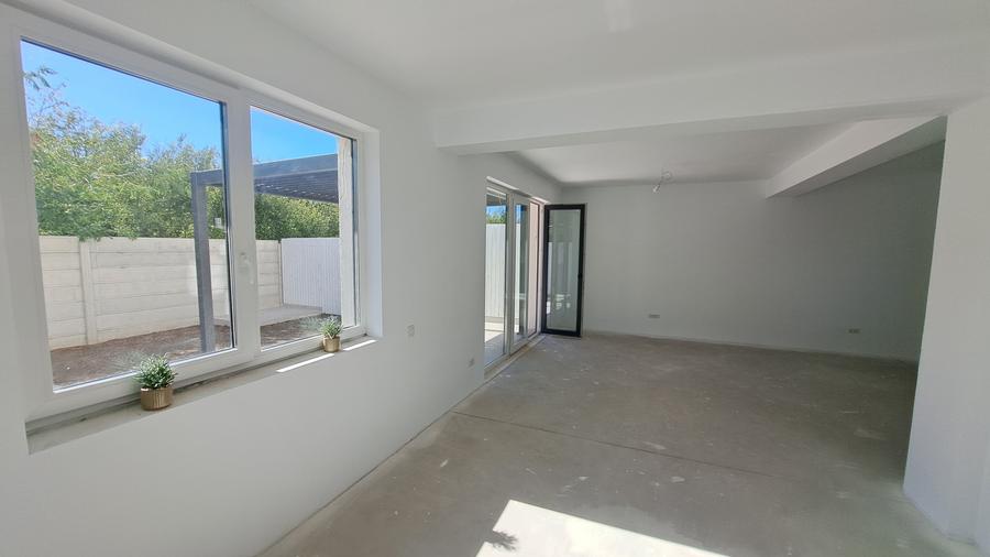 VILA LUX IN COMPLEX REZIDENTIAL FINALIZAT - 24