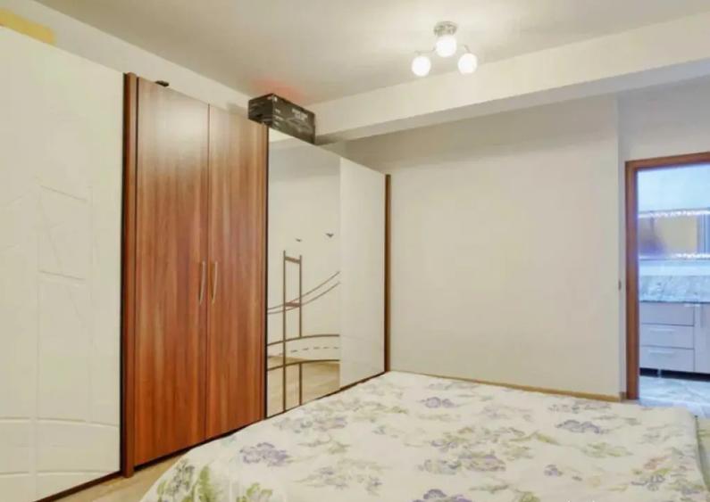 Apartament 3 camere, decomandat - zona Tractorul - 6