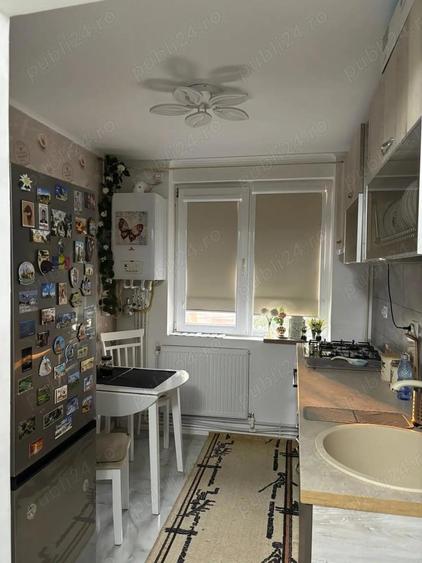 Vanz. Ap. 2 cam. cf.1 semidec. et. 2, supraf. utila 45,50 mp., mob. si util. str.1 decembrie 1918 - 16