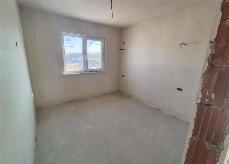 Casa individuala | Ipotesti | 166mp | Teren 4.5 ari | C-5804 - 6