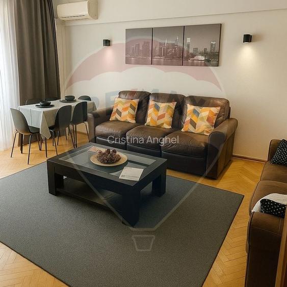 Apartament 3 camere de vanzare - Bulevardul Decebal