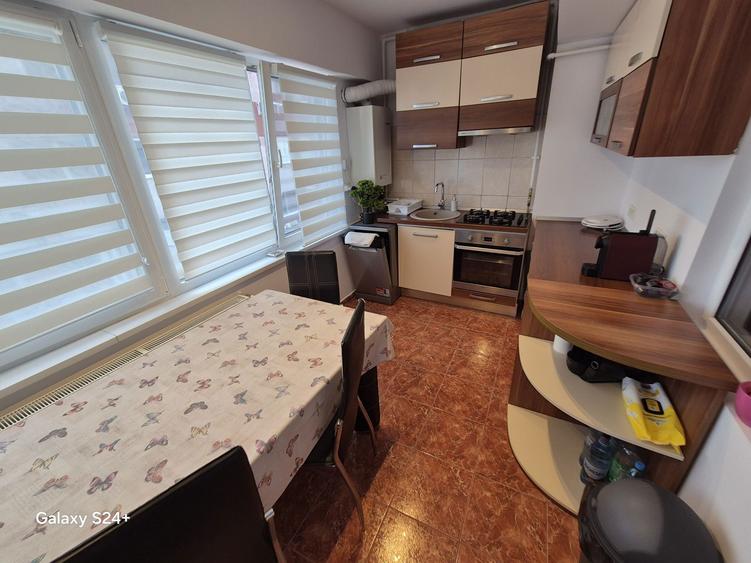 De inchiriat, apartament 3 camere 90 mp la Euromaterna - 8